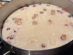 -尚尚仙·酸汤猪手·猪肚鸡火锅(华联万柳购物中心店)