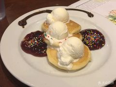 -Pancakes on the rocks(Darling Harbour)