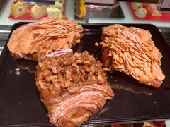 -Salon de The de Joel Robuchon(外滩18号店)