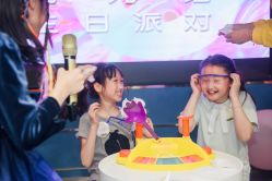 -小梨儿童派对PEARTY