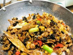 -黄泥岗·地道湖北菜(奥特莱斯店)