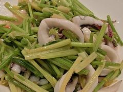 芹菜炒鱿鱼-渔满仓海鲜渔家(象山二店)