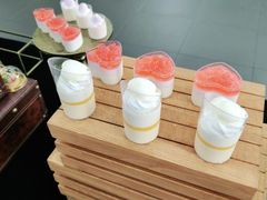 -奔驰上海利星(七宝店)