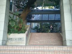 香港大学东门-香港大学
