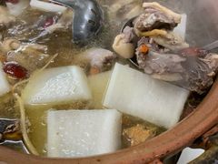 -威邵鸡煲(西华路总店)
