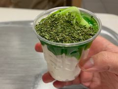 香香香菜新地-麦当劳(徐汇漕溪北路百脑汇店)