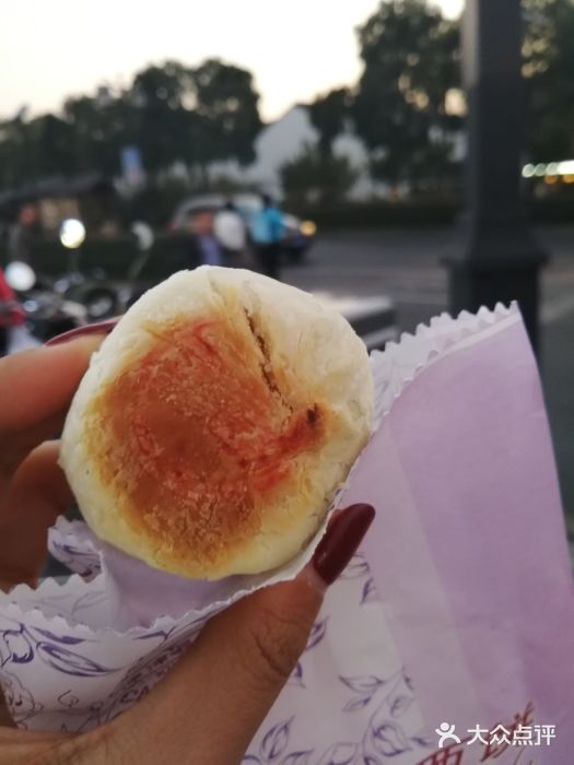 长发西饼(临顿路店)榴莲月饼图片