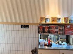 -必胜客(WOW昙华林店)
