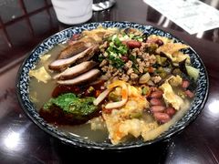 叉烧螺狮粉-东门七爷螺蛳粉(浦东店)