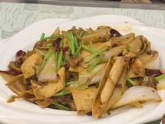-清真·盛京白记 小骨头羊汤馆(南八马路店)