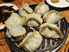 渔村三鲜包-小船渔村•大连菜•大连焖鱼(明泽街店)
