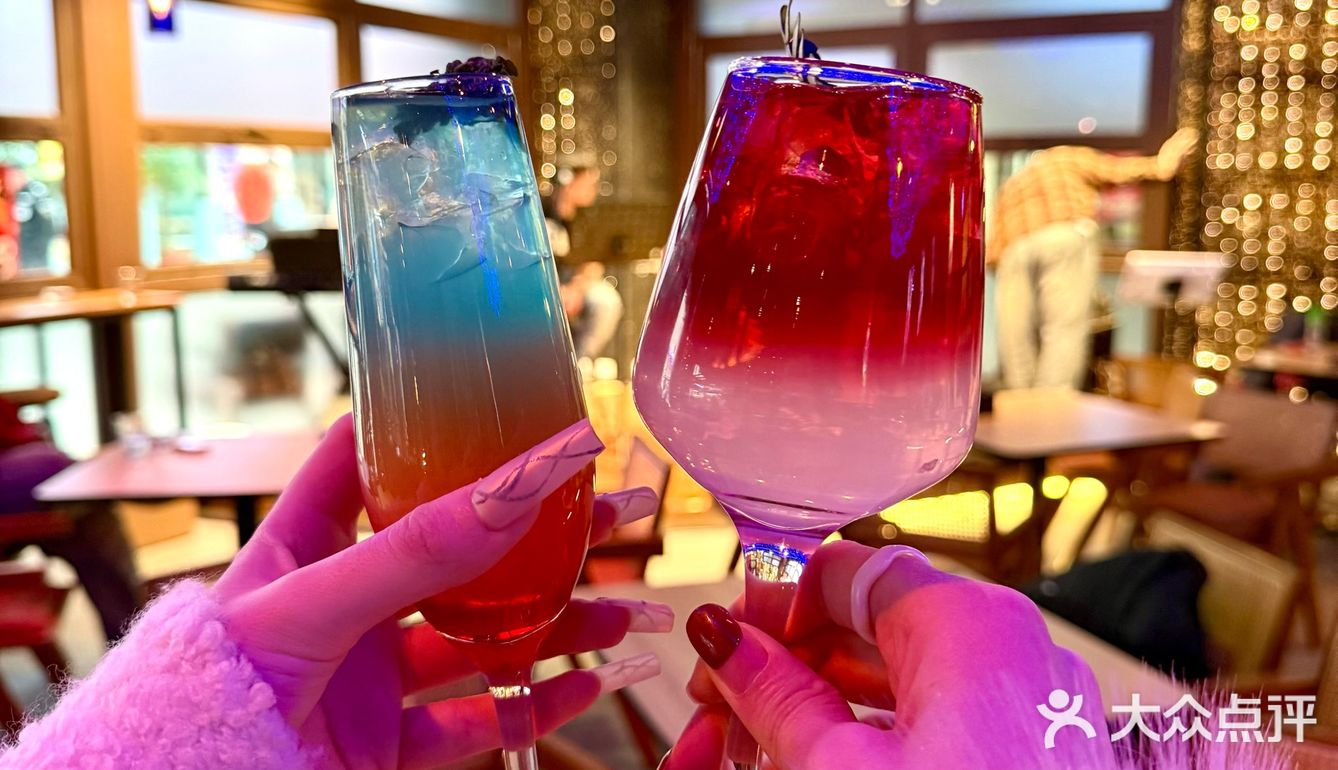 天津新开的日咖夜酒！！氛围感绝了