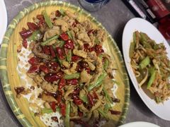 -闫府私房菜(恒隆店)