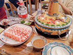 -毛辣果·贵州红酸汤牛肉火锅(西单店)