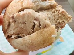 现打板栗泥咖啡黄油法国-PAOPAO Bakery&Café(港汇店)