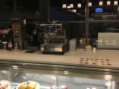 面包甜点陈列柜-面包新语(吾悦国际广场店)