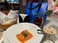 三文鱼温泉蛋配鱼子-Solo(衡山路店)