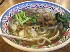 -鑫花溪牛肉米粉(人民广场店)