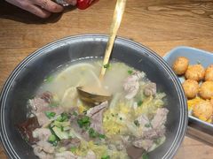 -蜜桃餐厅·伴山(湖滨商业街店)