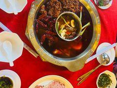 -山城年华老火锅(玉林店)