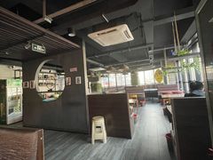 -阿洪锅贴王(小吃城店)