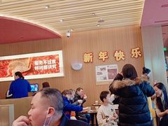 等位区-巴奴毛肚火锅(二七万达店)
