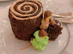 招牌树根蛋糕-莫斯科餐厅