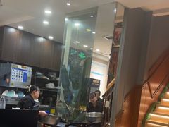 -高玛纳驴肉火烧(一世界店)