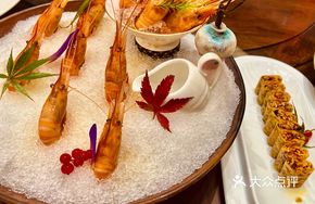 Yunnan Small Cucumber with Crispy Pork