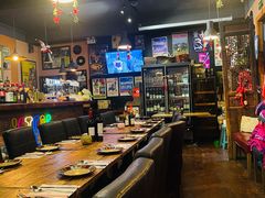 -SISTERS BAR RESTAURANT川意酒馆(嘉善老市H楼店)