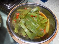 -昱龙大盆牛蛙馆(三兴街总店)