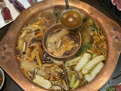 -滇釜火锅·能喝汤的火锅(车公庄店)