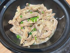 -荣基四海一家·家常菜·海鲜大排档(新安店)