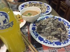 -东兴顺爆肚张