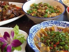 -山里人湘菜·山茶油炒土鸡(嘉邻中心店)