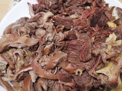 -闫家驴肉老店(华电一校店)
