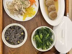-雪梅月子中心(华侨城店)