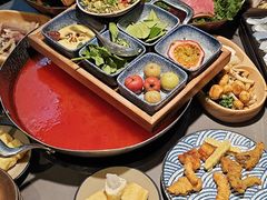 -楠小云·云南鲜菌·鲜牛自助火锅(九眼桥店)