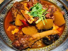 -街角等你.大连海鲜烧烤.经典铁板海鲜串(西安路店)