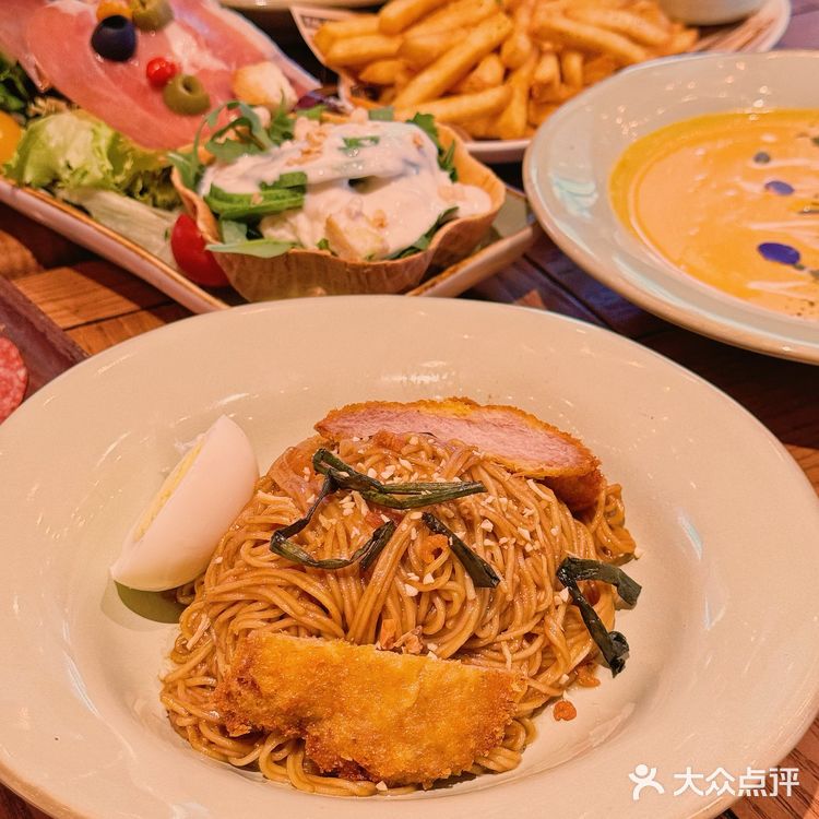 徐汇滨江100+就能吃到扶墙出的意大利西餐厅