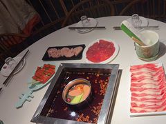 -二荆条·蜀鲜汇城市森林火锅