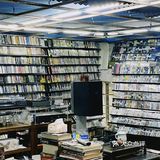 成都小众打卡地丨复古cd收藏你的所有年少心事