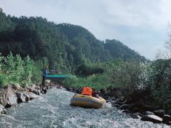 -龙井峡漂流