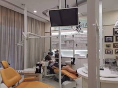 -维乐口腔(美维云门诊陆家嘴店)