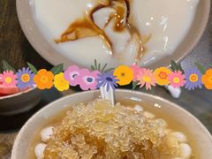 -渝嘴小老弟老火锅(华新村店)