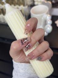 -芊屿芊浔美甲