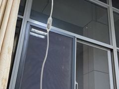 -东巴谷野生菌火锅餐厅