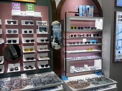 -GOOMI久米眼镜·蔡司·依视路·明月官方授权店(龙德紫金店)