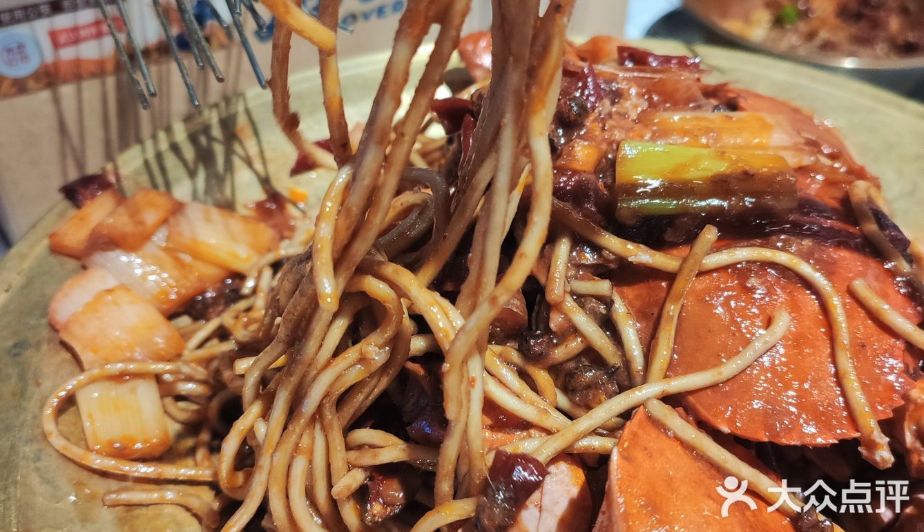 没想到是烧烤店啊氛围拉满！