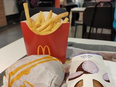 -麦当劳(东方时代广场分店)